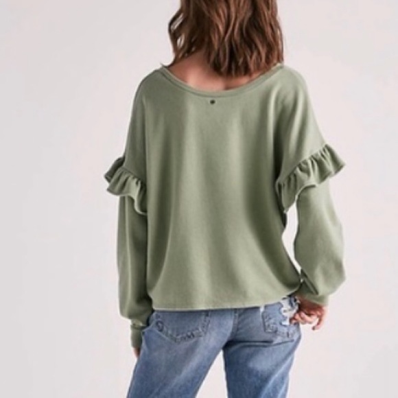 EUC Lucky Brand Top - Picture 3 of 6